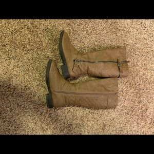 Light brown riding boots